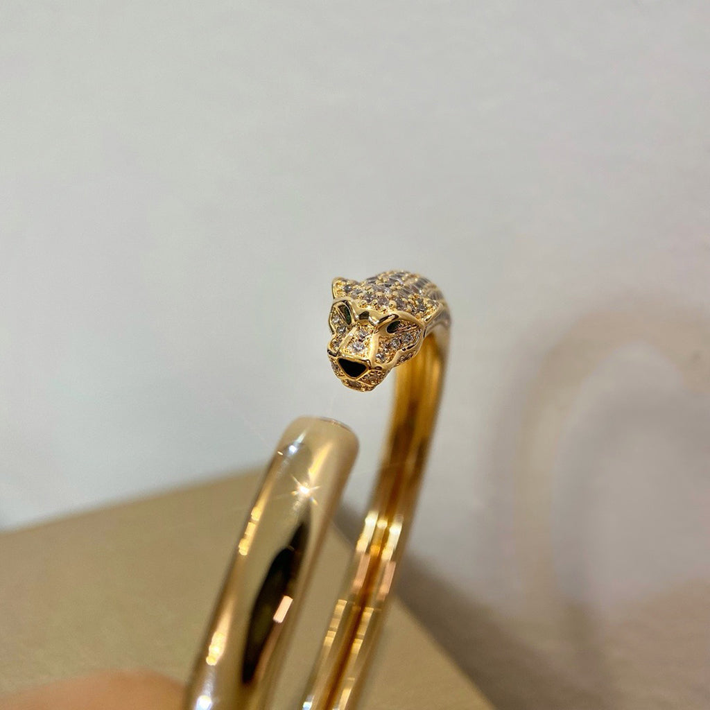 [AURORA]PANTHERE HALF DIAMOND OPEN BRACELET