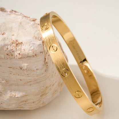 [AURORA]LOVE BRACELET 6.1MM BRUSHED