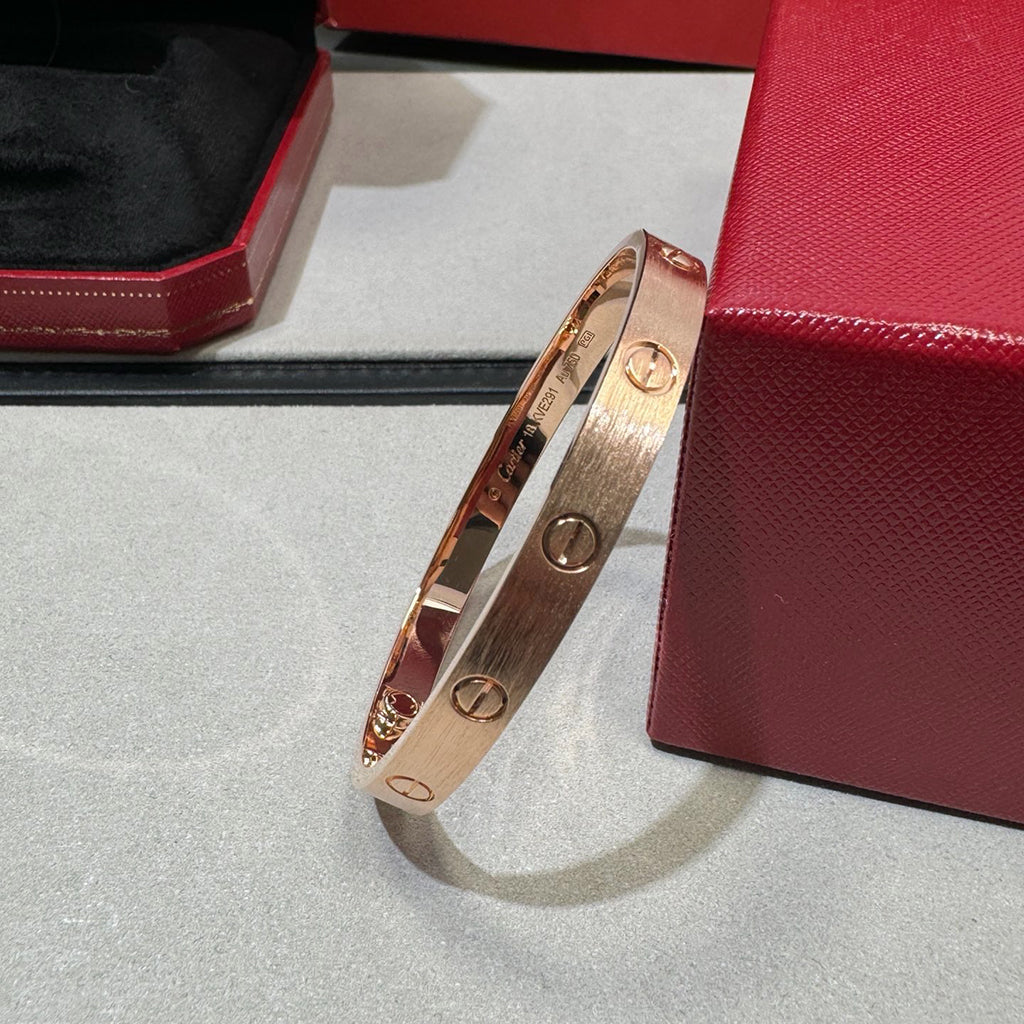 [AURORA]LOVE BRACELET 6.1MM BRUSHED