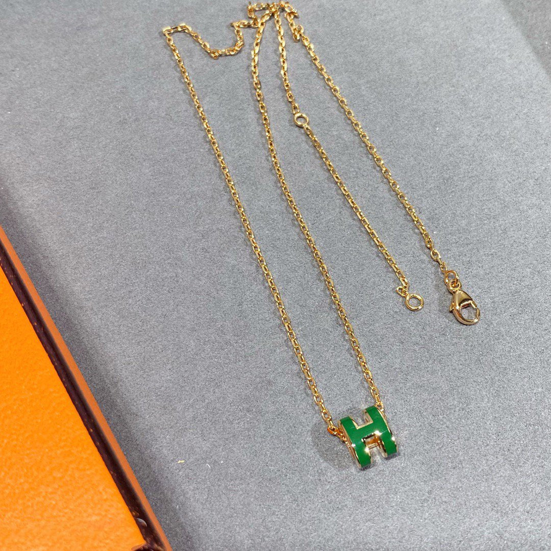 [Baslove]POP H GREEN NECKLACE SILVER AND GOLD