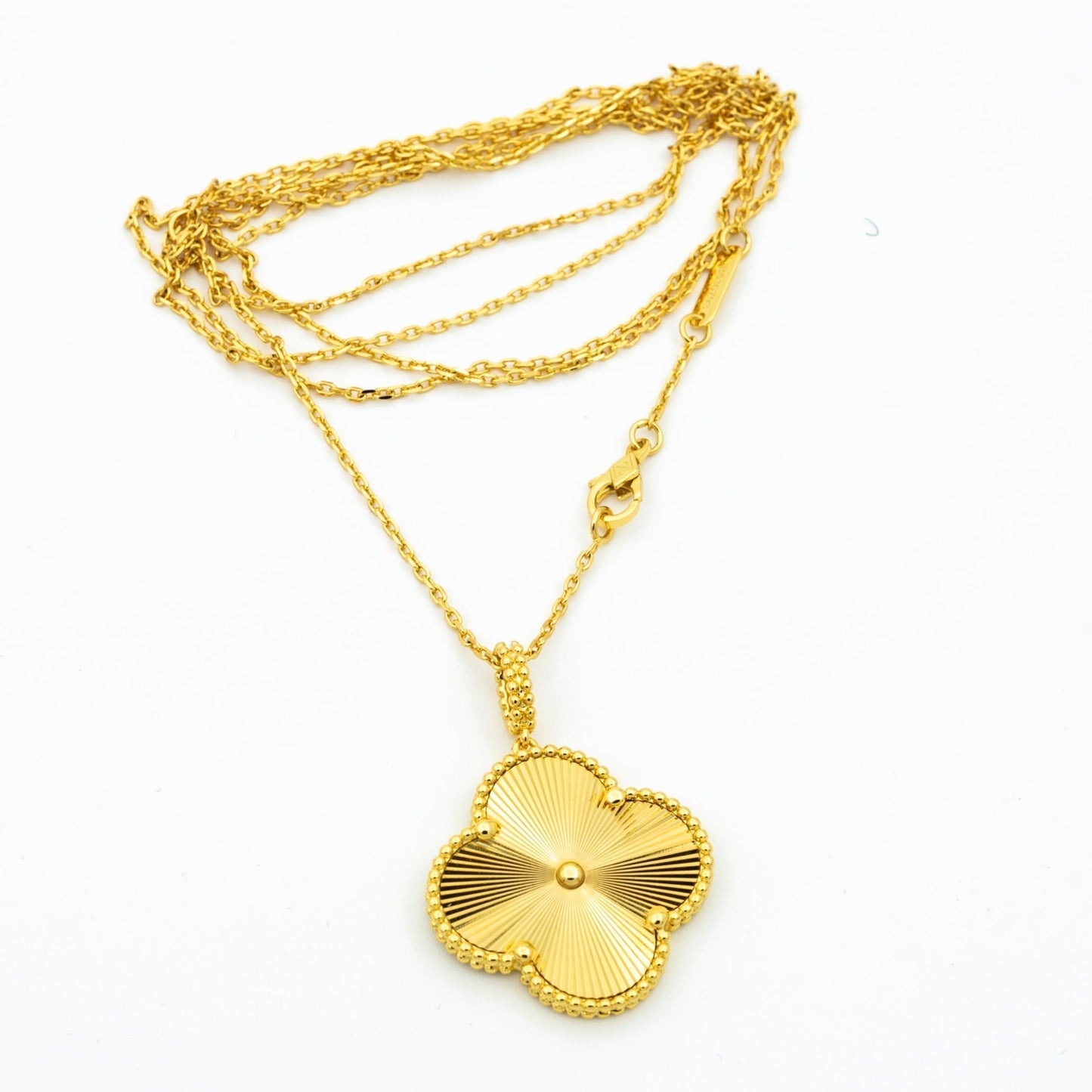 [Baslove]CLOVER 25MM PEDANT NECKLACE GOLD