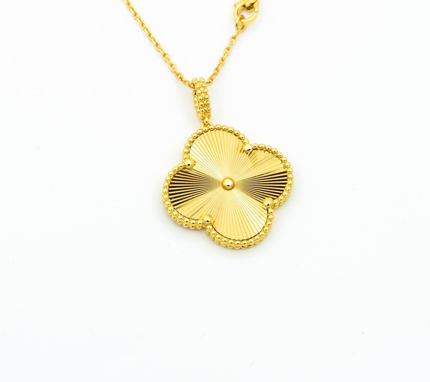 [Baslove]CLOVER 25MM PEDANT NECKLACE GOLD