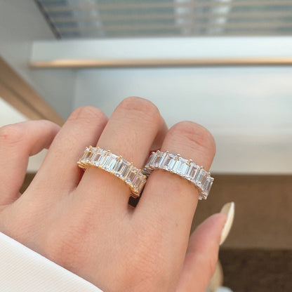 [AURORA]Eleganter Tennisring im Smaragdschliff mit 0,75 Karat