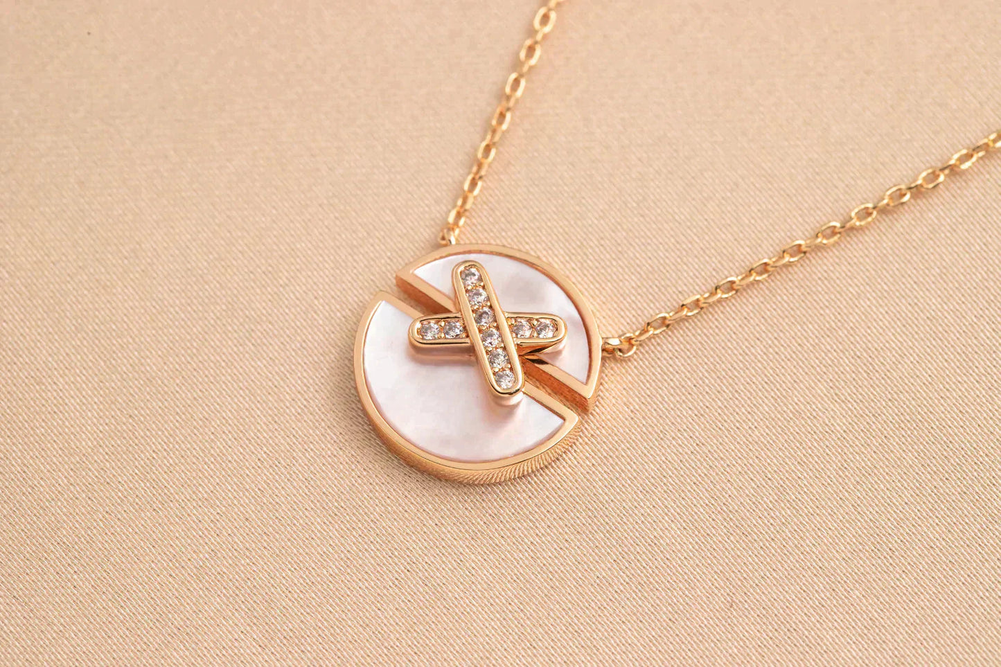 [Baslove]JEUX DE ROSE GOLD DIAMOND NECKLACE