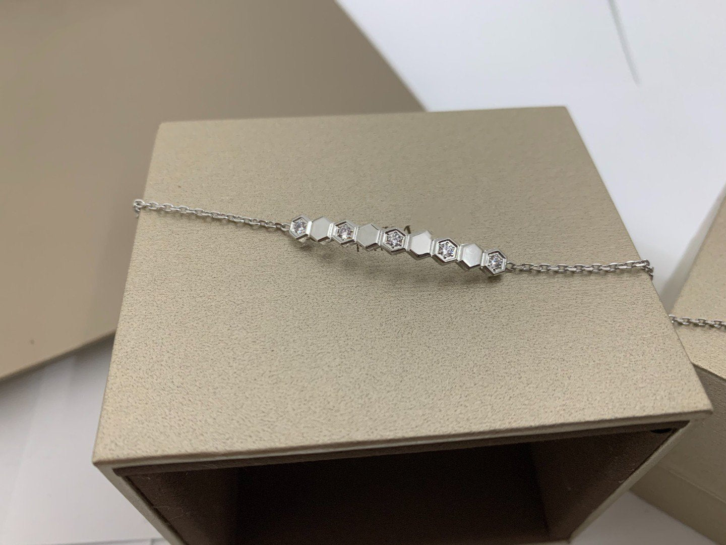 [Baslove]BEE LOVE BRACELET DIAMOND