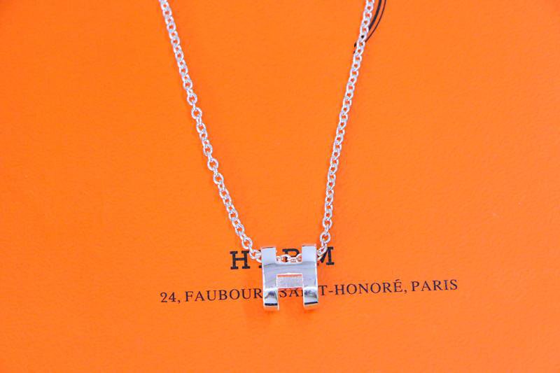 [Baslove]HM NECKLACE H LETTER OVAL SERIES