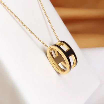 [Baslove]HM CLIC BLACK ENAMEL GOLD NECKLACE