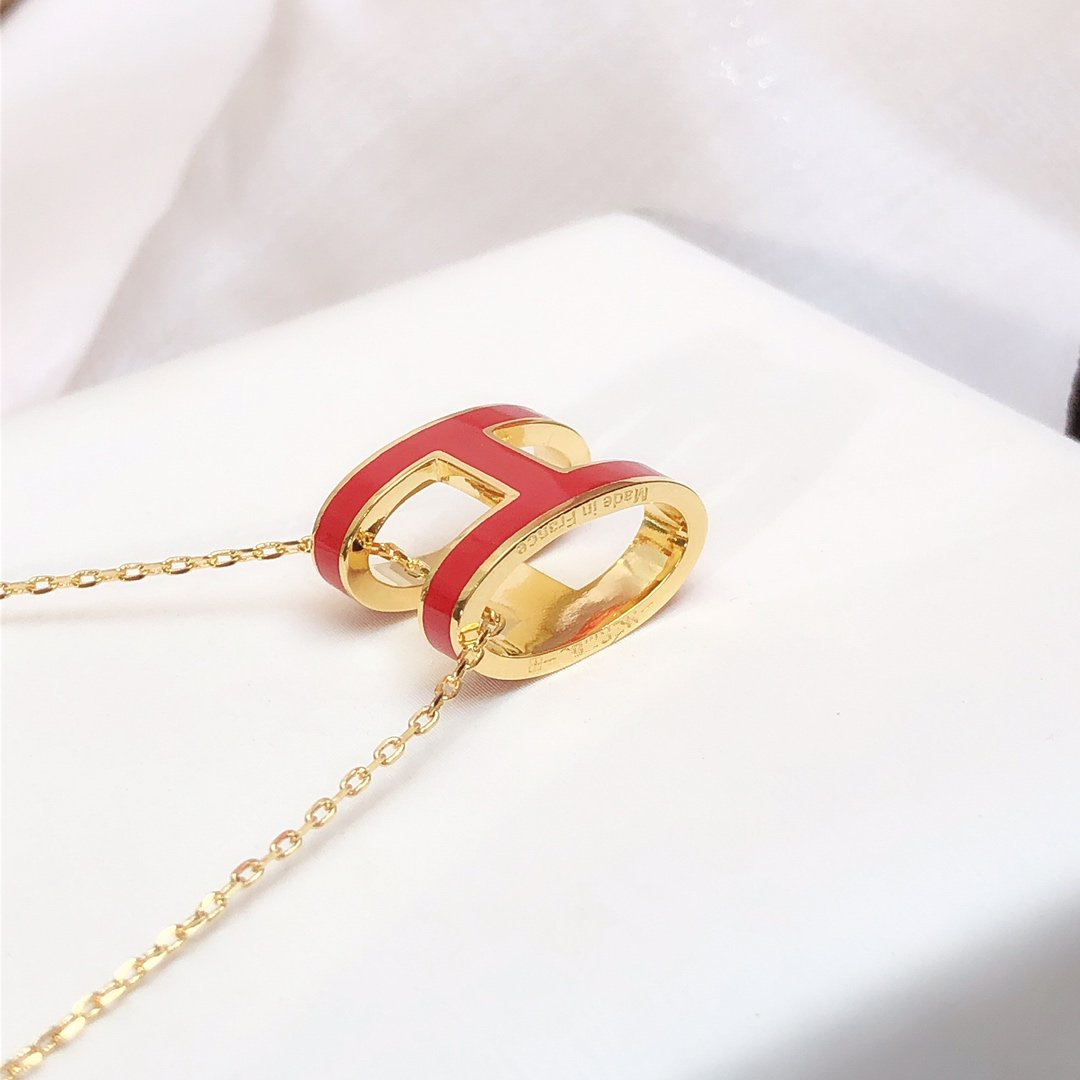 [Baslove]HM CLIC RED ENAMEL GOLD NECKLACE