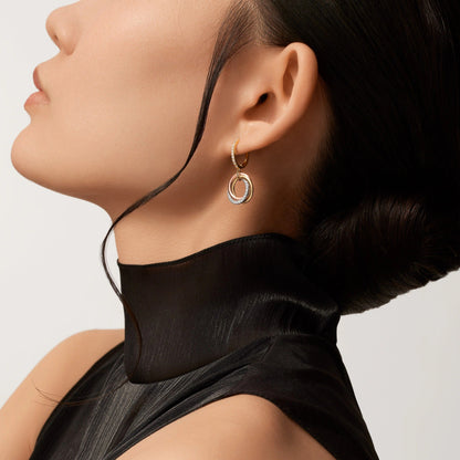 [AURORA]TRINITY HALF DIAMOND  EARRINGS