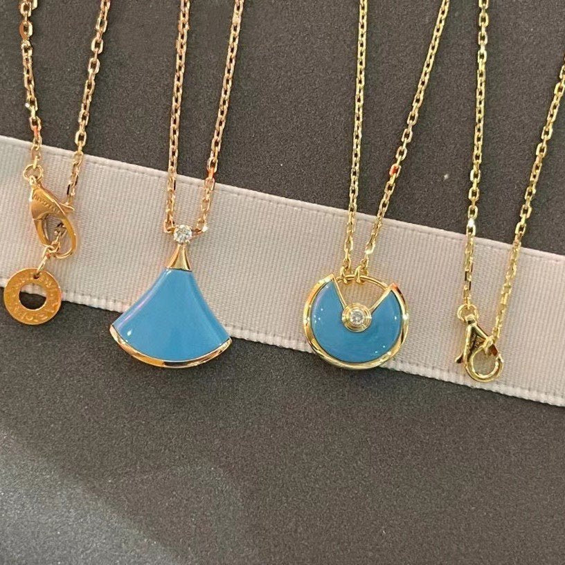 [Baslove]AMULETTE GOLD TURQUOISE NECKLACE