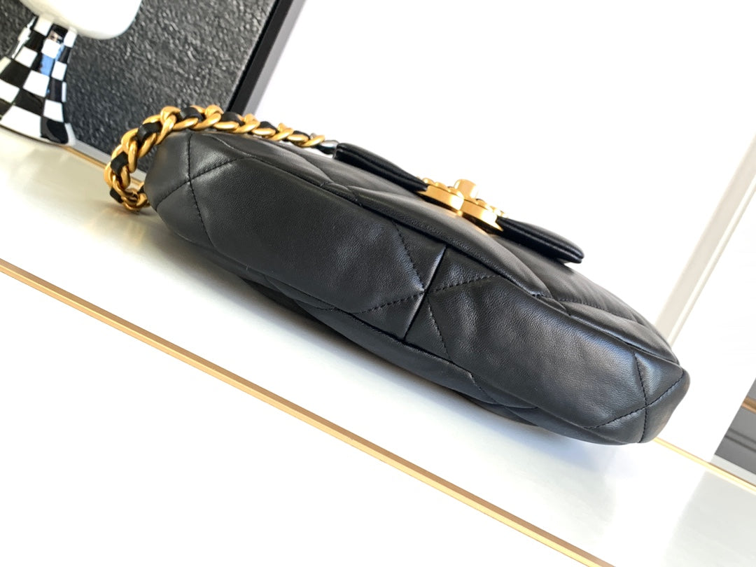 CC LARGE 30 HOBO BAG IN BLACK CALFSKIN MIX METAL HARDWARE