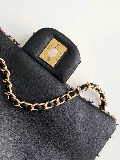 CLASSIC FLAP BAG 21 IN BROWN MIX BLACK SEQUINS