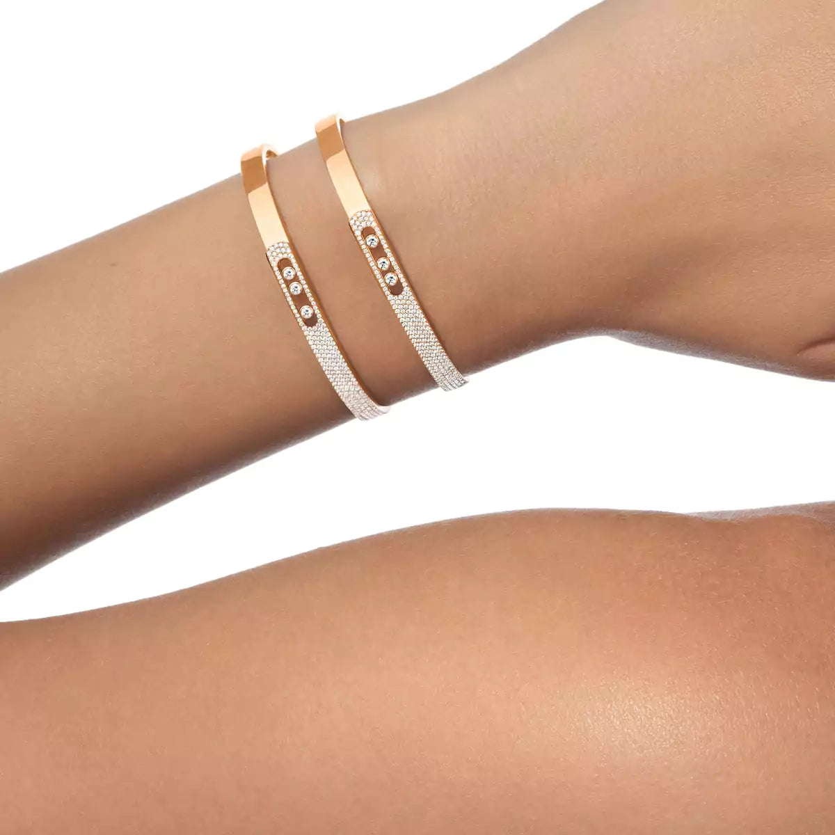 [AURORA]Move Noa Rose Gold Pavé Diamond Bangle Bracelet