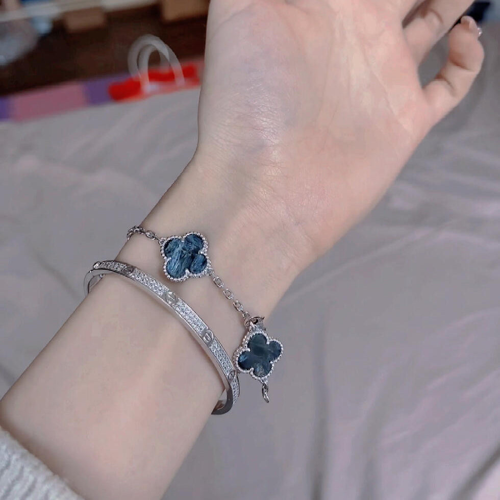 [Baslove]CLOVER 5 MOTIF PIETERSITE SILVER BRACELET