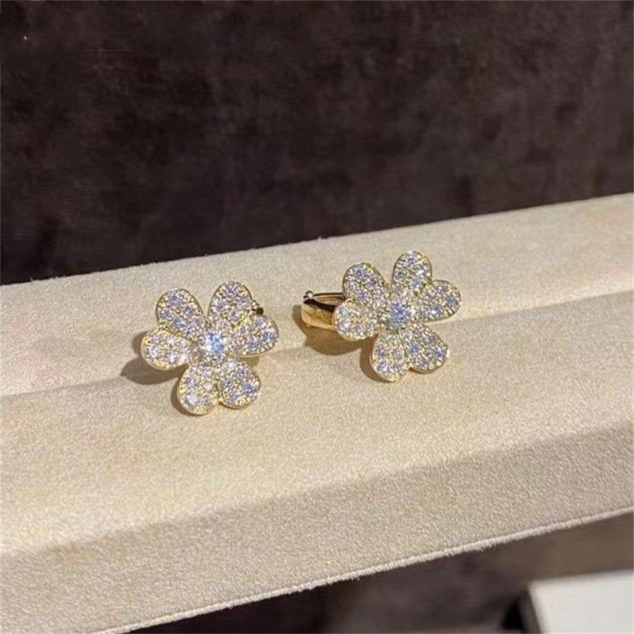 [Baslove]FRIVOLE GOLD FLOWER DIAMOND EARRINGS