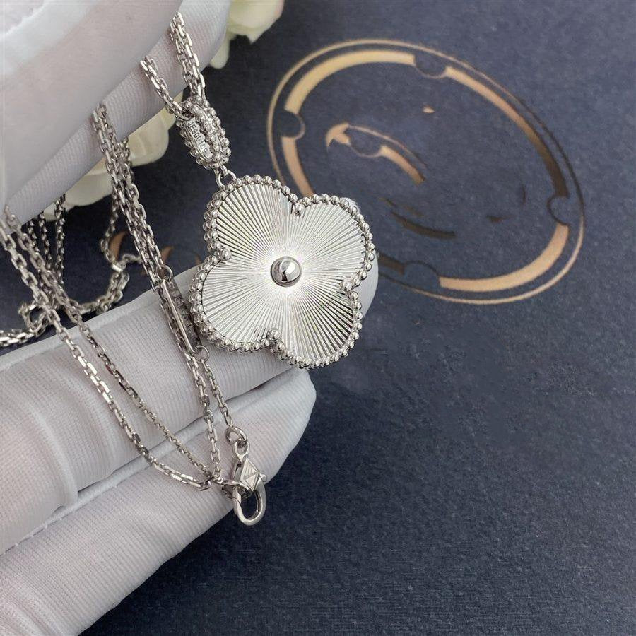 [Baslove]CLOVER 25MM SILVER BIG CLOVER NECKLACE