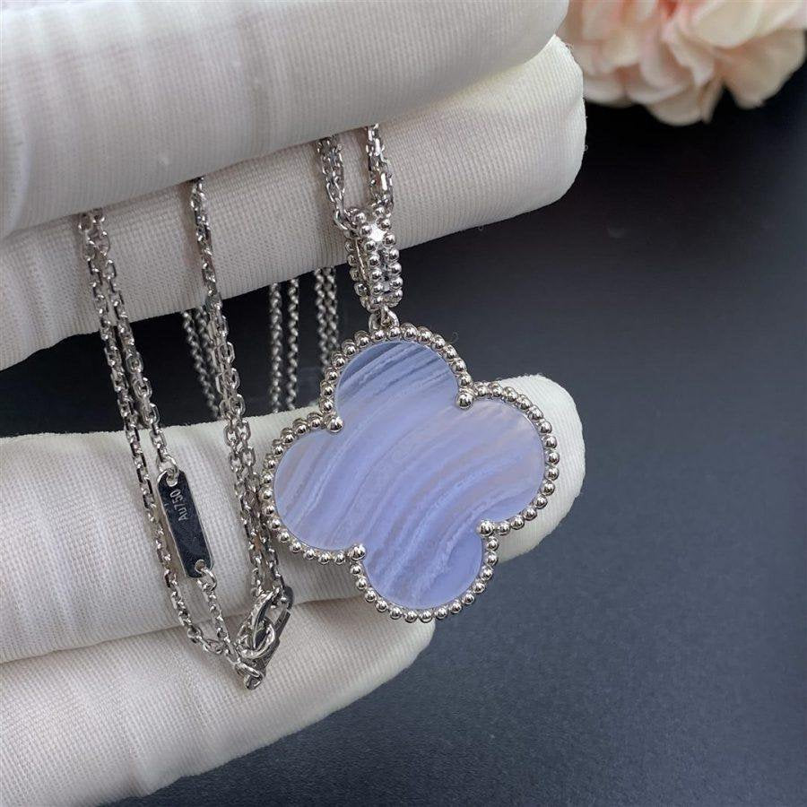 [Baslove]CLOVER SILVER CHALCEDONY BIG CLOVER NECKLACE