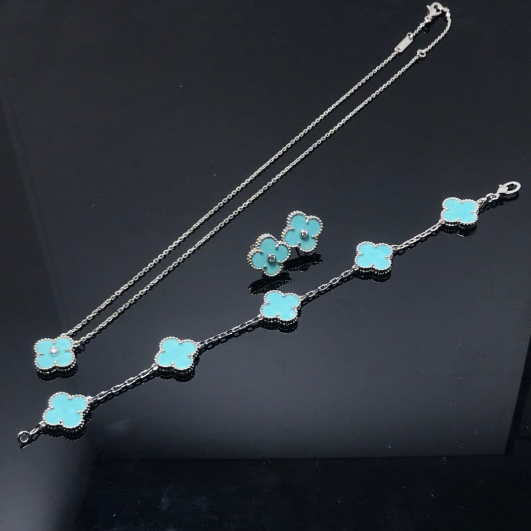 [Baslove]CLOVER 1 DIAMOND BLUE SKY SILVER EARRINGS