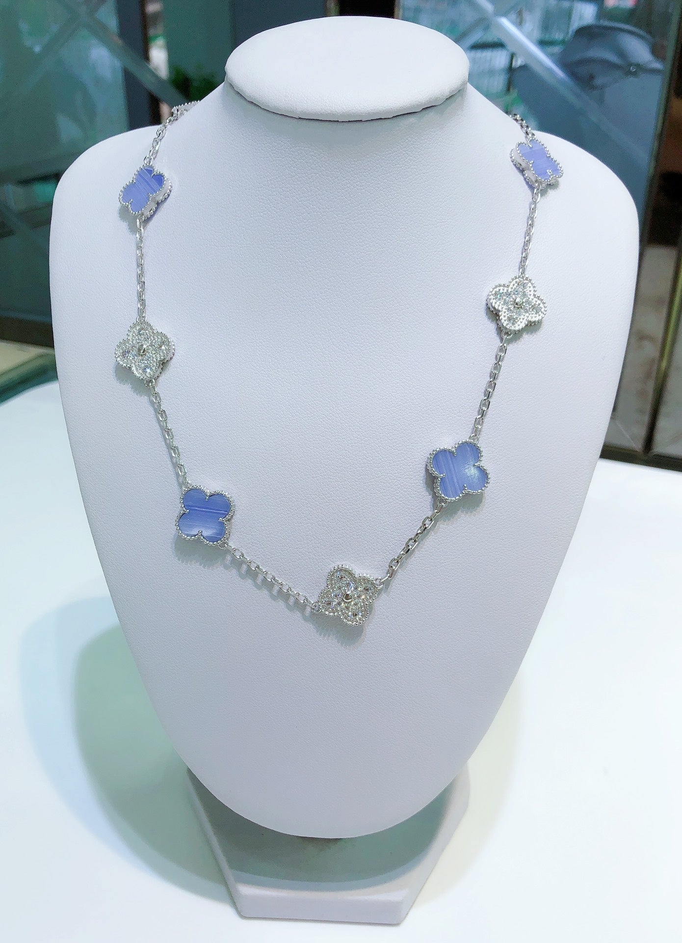 [Baslove]CLOVER 10 MOTIFS CHALCEDONY DIAMONDS SILVER NECKLACE