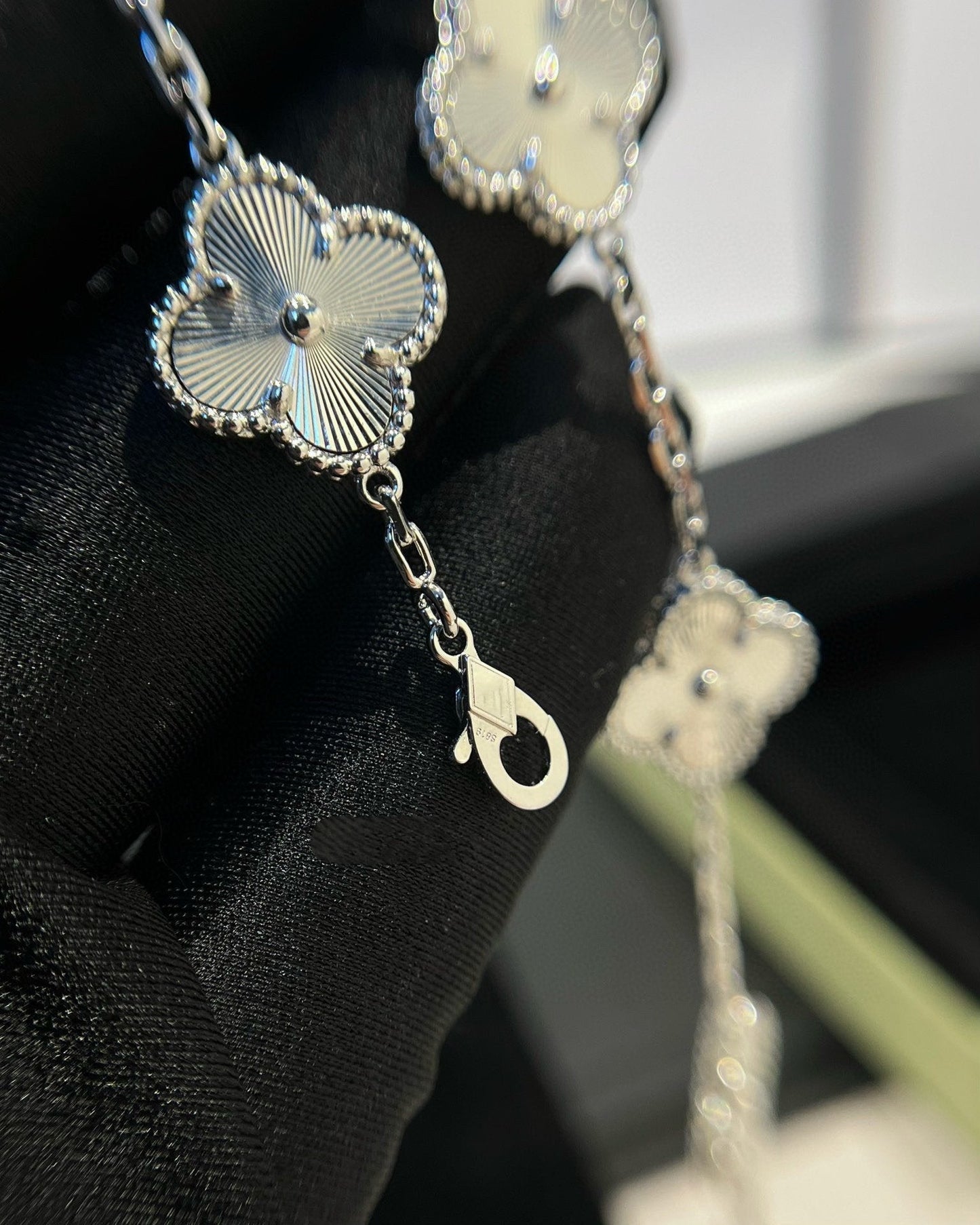 [Baslove]CLOVER SILVER 5 MOTIFS BRACELET